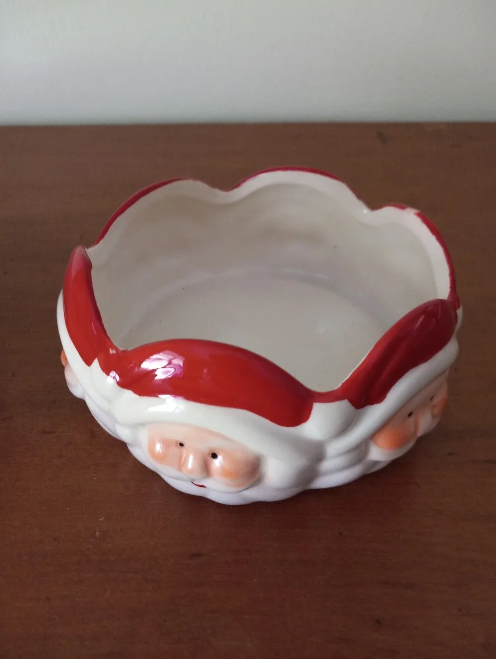 Royal Norfolk Santa Face Ceramic Candy Dishes - Pair in White & Red